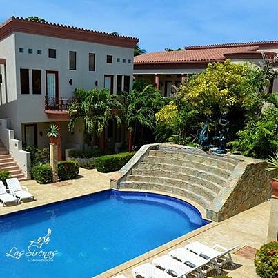 Las Sirenas Hotel – Ferry